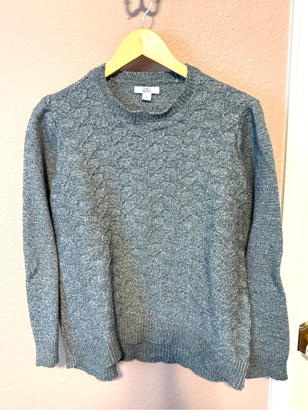Croft & Barrow Cozy Heather Gray Cable Knit Crewneck Sweater